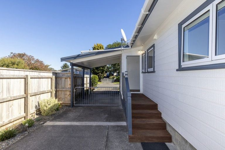 Photo of property in 71 Donovan Road, Paraparaumu Beach, Paraparaumu, 5032