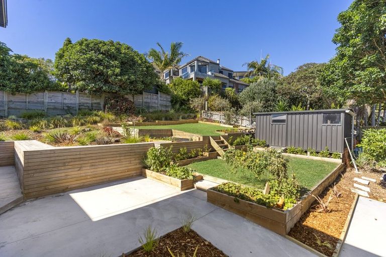 Photo of property in 71 Pah Road, Cockle Bay, Auckland, 2014