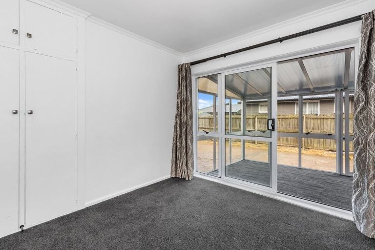 Photo of property in 90 Neill Street, Hornby, Christchurch, 8042