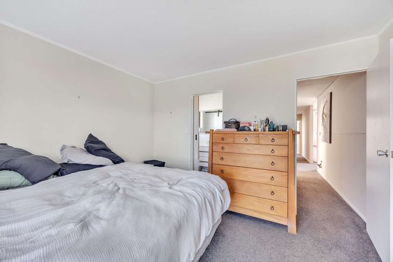 Photo of property in 4 Wisteria Grove, Maungaraki, Lower Hutt, 5010