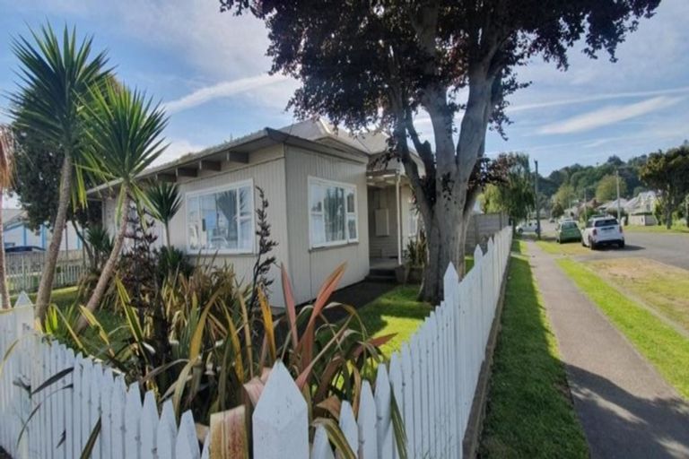 Photo of property in 104 Glasgow Street, Whanganui, 4500