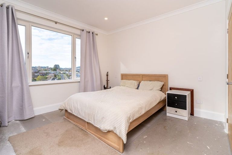 Photo of property in 38 Waldron Crescent, Green Island, Dunedin, 9018