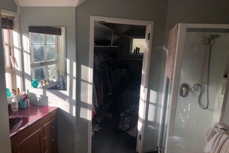 Photo of property in 92b Upper Harbour Drive, Greenhithe, Auckland, 0632