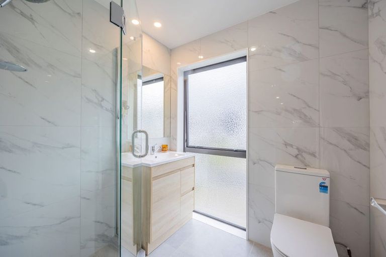 Photo of property in 16 Waka Street, Albany Heights, Auckland, 0632