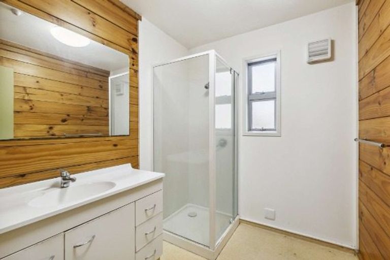 Photo of property in Drummond Street Flats, 1/19 Drummond Street, Mount Cook, Wellington, 6021