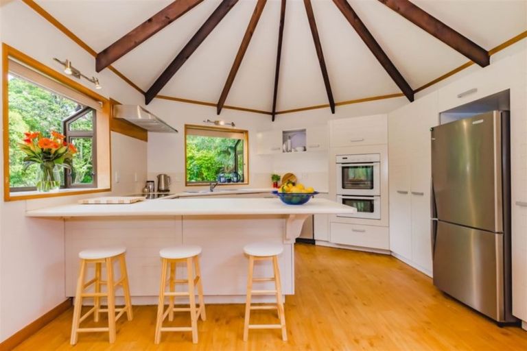 Photo of property in 76-78 Raumati Road, Raumati Beach, Paraparaumu, 5032