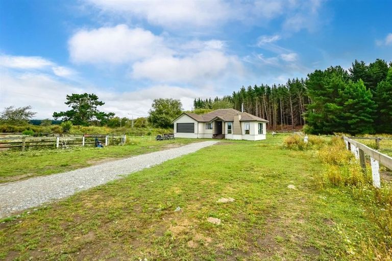 Photo of property in 335 Kainga Road, Kainga, Christchurch, 8083