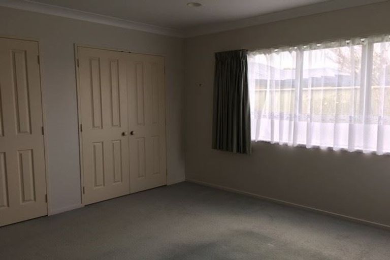 Photo of property in 8 Admiral Crescent, Flagstaff, Hamilton, 3210