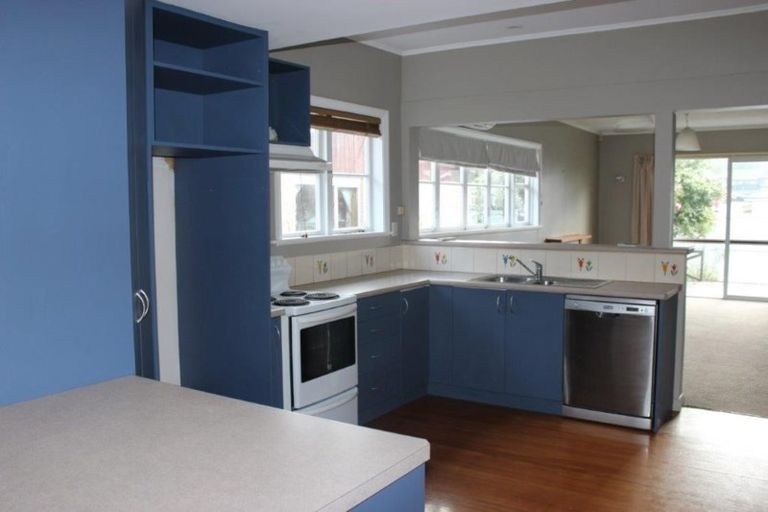 Photo of property in 28 Halton Street, Strowan, Christchurch, 8052