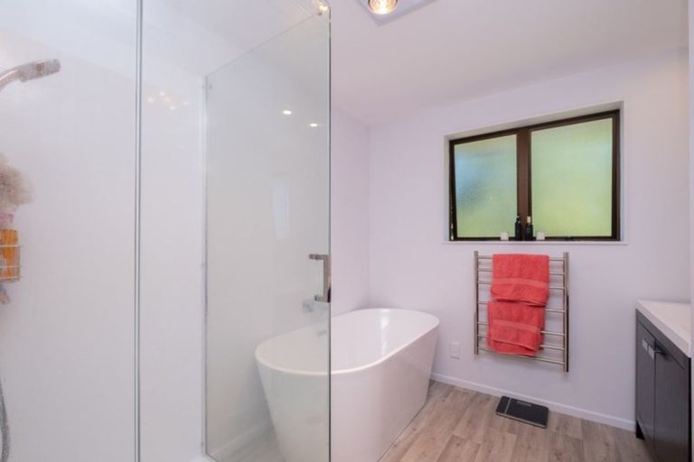 Photo of property in 27 Margaret Street, Stratford, 4332