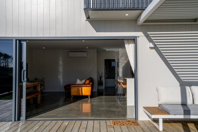 Photo of property in 2 Taeore Lane, Raglan, 3225