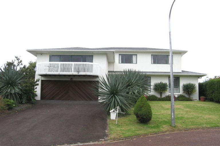 Photo of property in 19 Ganymede Place, Half Moon Bay, Auckland, 2012