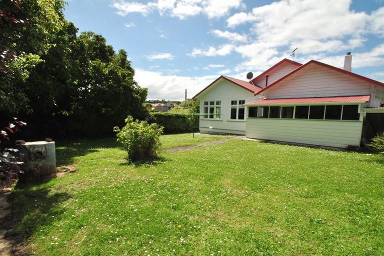 Photo of property in 32 Bayfield Road, Andersons Bay, Dunedin, 9013