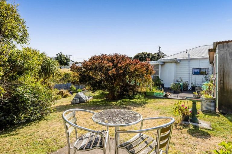 Photo of property in 11 Dorset Street, Patea, 4520