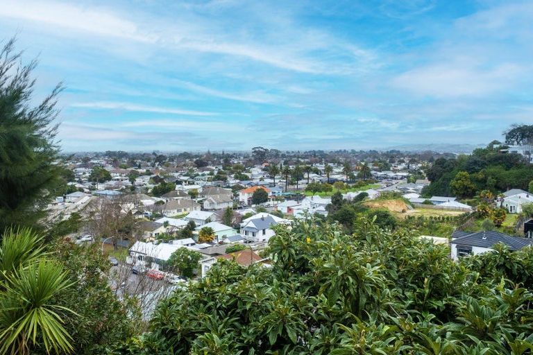 Photo of property in 4 Guys Hill Road, Hospital Hill, Napier, 4110