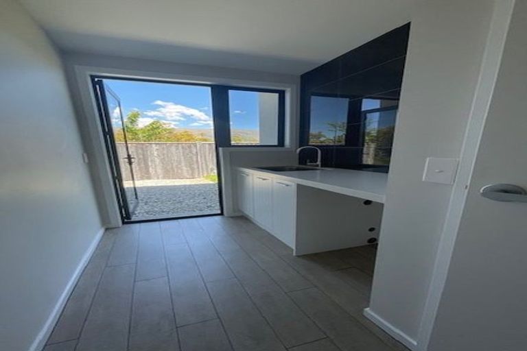 Photo of property in 2 Nancy Lane, Wanaka, 9305