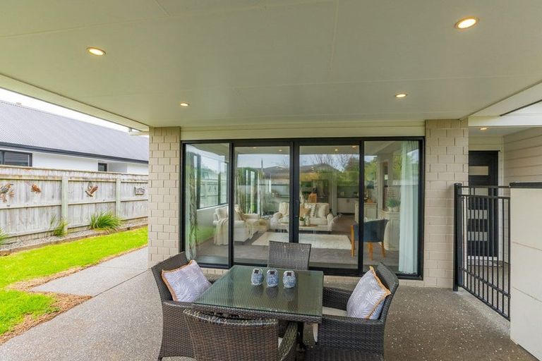 Photo of property in 83 Kotuku Drive, Paraparaumu Beach, Paraparaumu, 5032