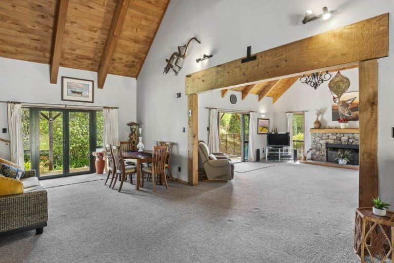 Photo of property in 232 Mangaone Road, Reikorangi, Waikanae, 5391