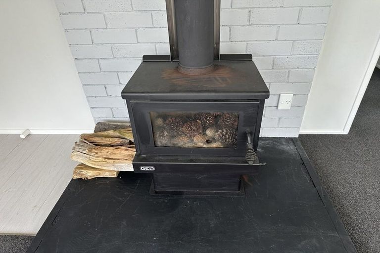 Photo of property in 2 Protea Lane, Kaiwaka, 0573