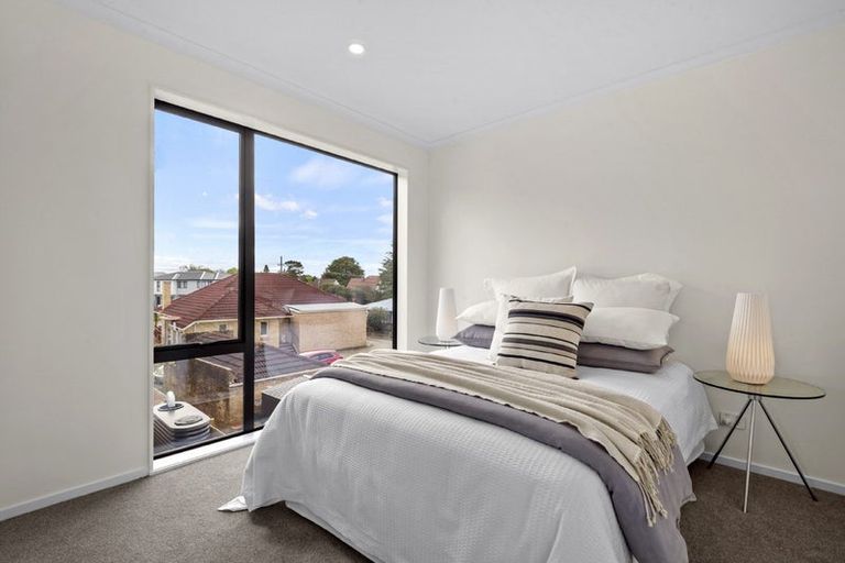 Photo of property in 13 Isabella Lane, Henderson, 0610