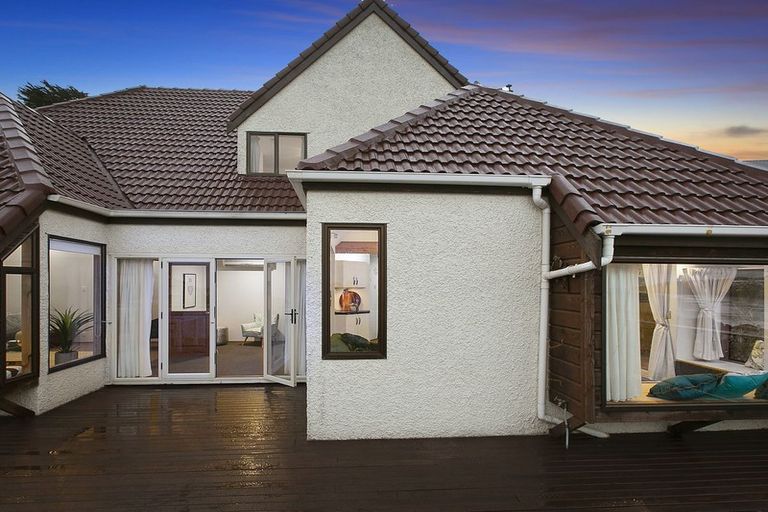 Photo of property in 50 Cliffs Road, Saint Clair, Dunedin, 9012