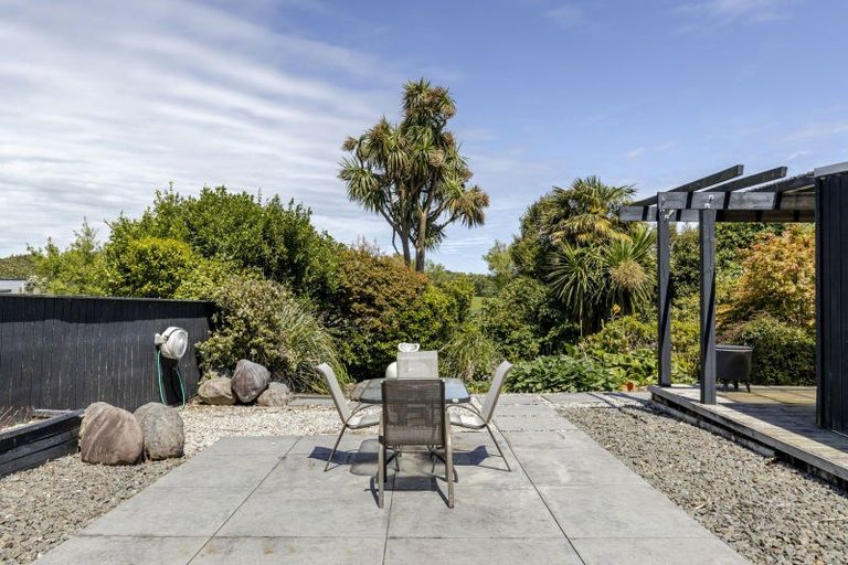 Photo of property in 1179 Devon Road, Bell Block, New Plymouth, 4373