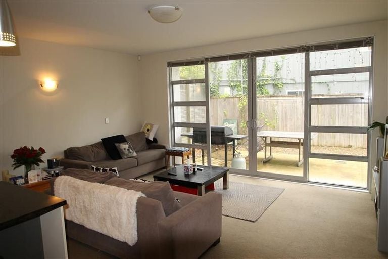 Photo of property in 35l Garnet Road, Westmere, Auckland, 1022
