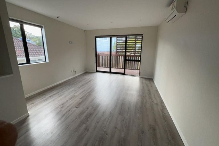 Photo of property in 53a Glendene Avenue, Glendene, Auckland, 0602