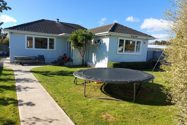 Photo of property in 5 Hood Avenue, Heretaunga, Upper Hutt, 5018
