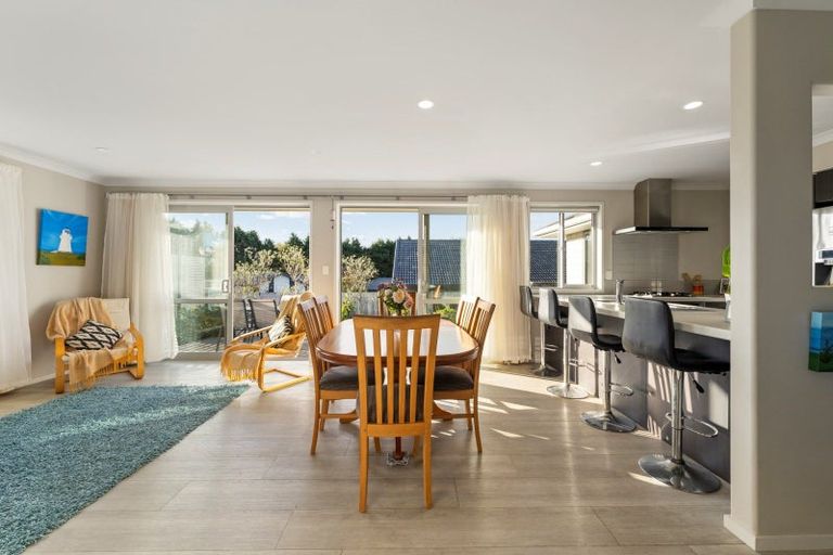 Photo of property in 190 Rowesdale Drive, Ohauiti, Tauranga, 3112