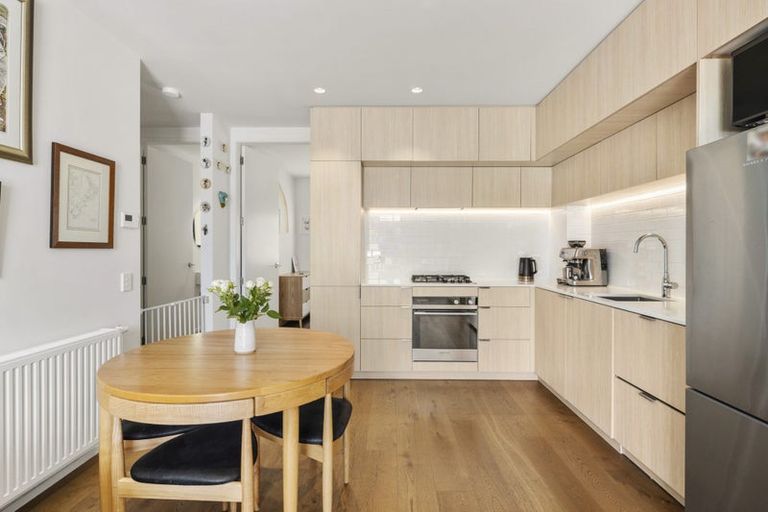 Photo of property in 17 Erica Pabst Way, Island Bay, Wellington, 6023