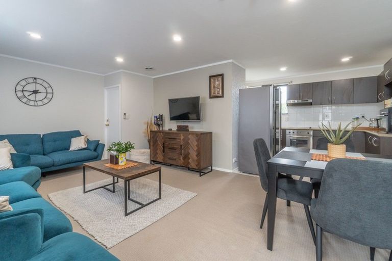 Photo of property in 3/43 Park Avenue, Papatoetoe, Auckland, 2025