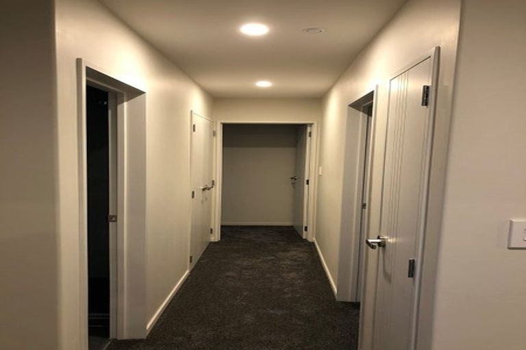 Photo of property in 228c Pakuranga Road, Pakuranga Heights, Auckland, 2010