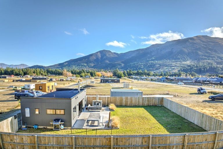 Photo of property in 11 Lost Burn Road, Lake Hawea, Wanaka, 9382