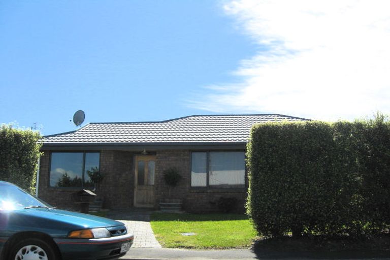 Photo of property in 1 Vining Crescent, Stoke, Nelson, 7011