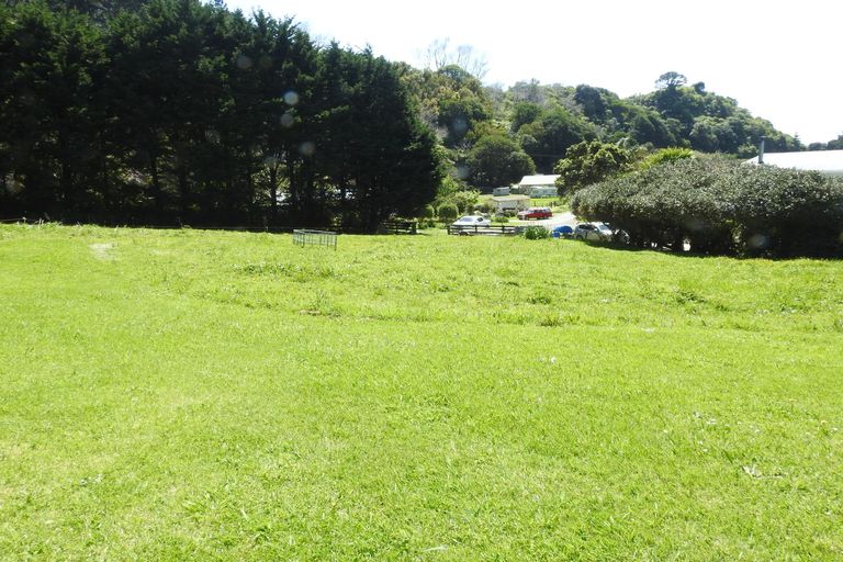 Photo of property in 22 Makahuri Place, Hicks Bay, Tikitiki, 4087