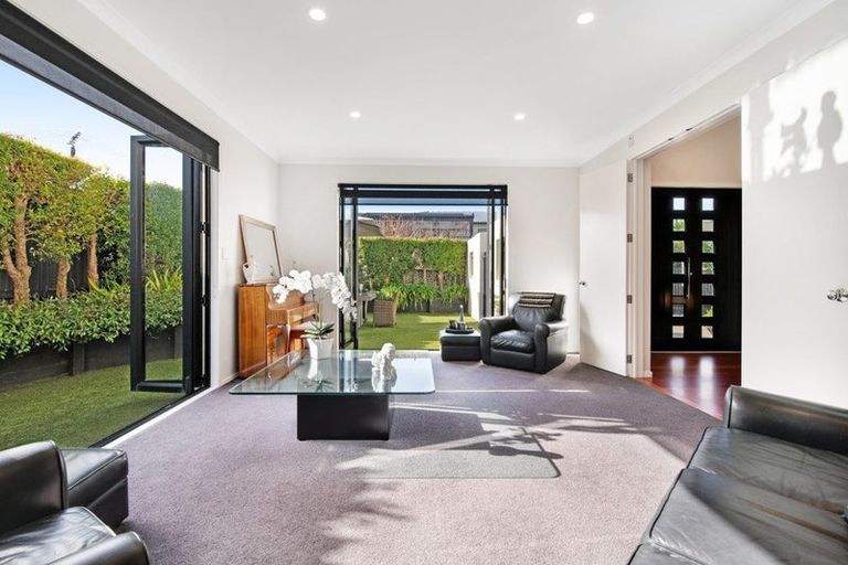 Photo of property in 62 Gulf View Road, Murrays Bay, Auckland, 0630