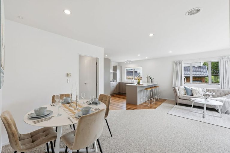 Photo of property in 218a Sturges Road, Henderson, Auckland, 0612