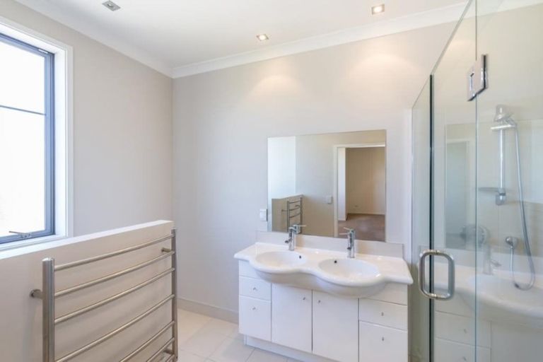 Photo of property in 38 Country Club Terrace, Northwood, Christchurch, 8051