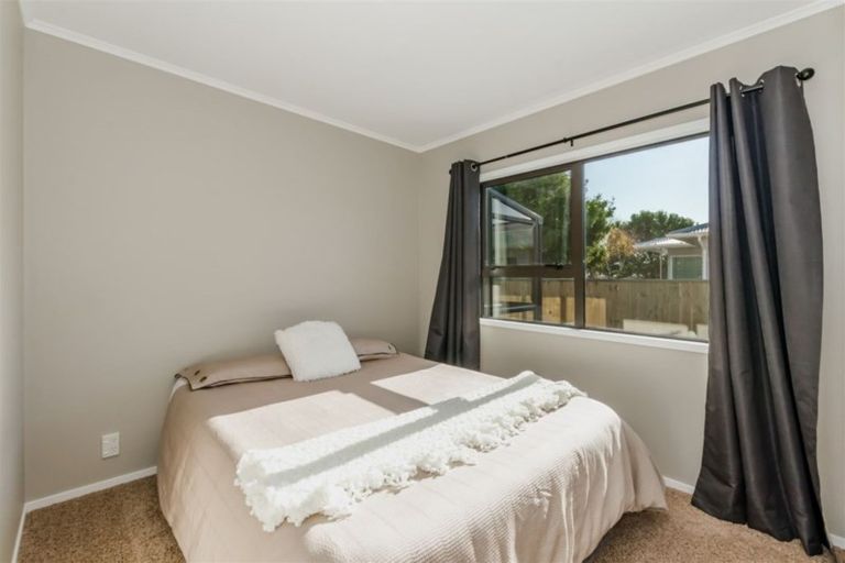 Photo of property in 15a Winton Street, Paraparaumu Beach, Paraparaumu, 5032