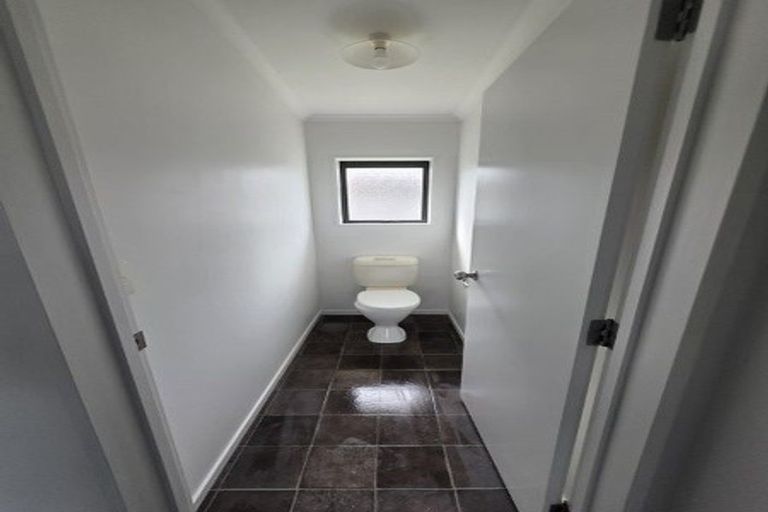 Photo of property in 1 Pandora Rise, Huntly, 3700
