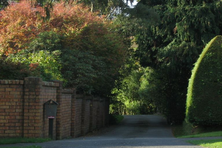 Photo of property in 15 Kamahi Street, Stokes Valley, Lower Hutt, 5019