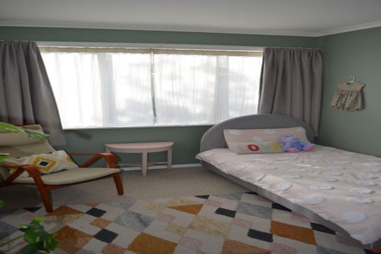 Photo of property in 137 Cornfoot Street, Castlecliff, Whanganui, 4501