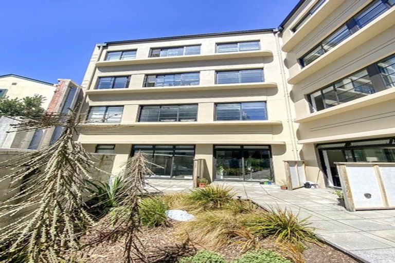 Photo of property in 106/3 Roxburgh Street, Mount Victoria, Wellington, 6011