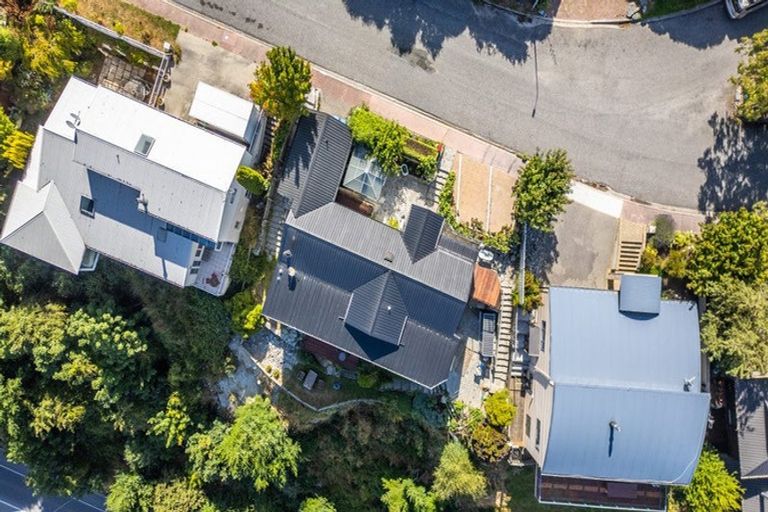 Photo of property in 22 Golden Terrace, Queenstown, 9300