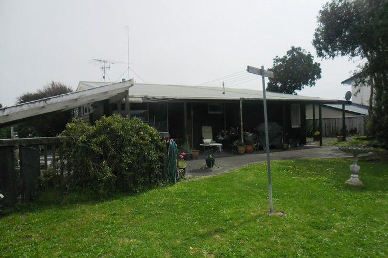 Photo of property in 20 Francis Road, Paraparaumu Beach, Paraparaumu, 5032