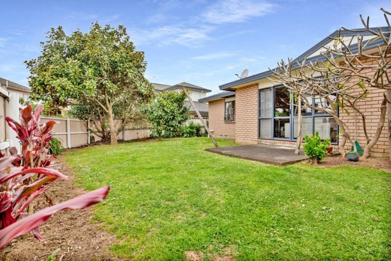 Photo of property in 17 Glenpark Place, Favona, Auckland, 2024