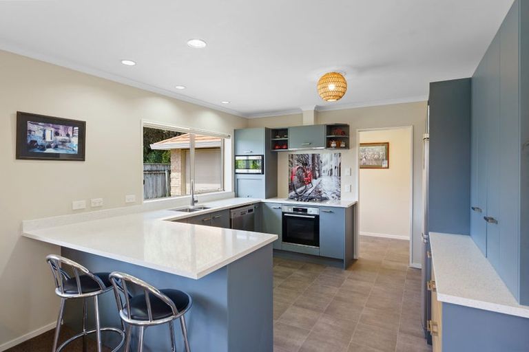 Photo of property in 106 Weggery Drive, Waikanae Beach, Waikanae, 5036