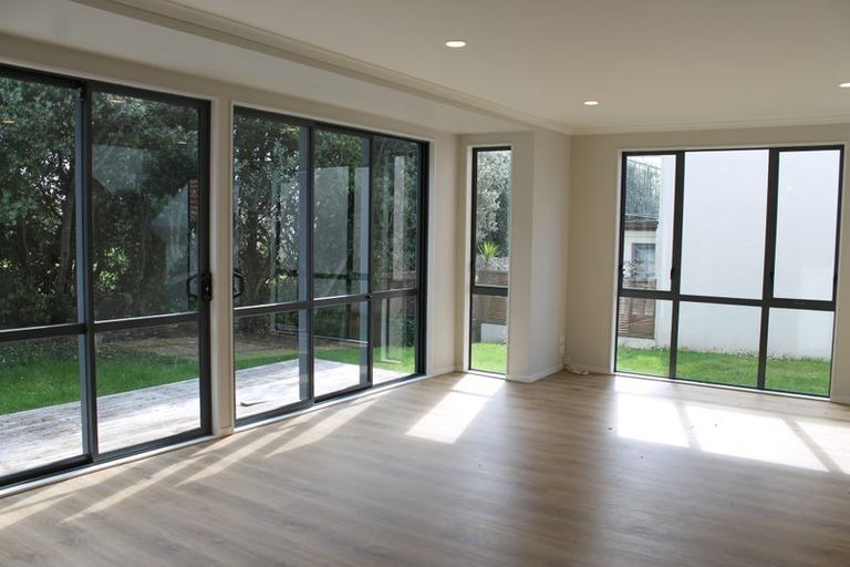 Photo of property in 65 Alverna View, Gulf Harbour, Whangaparaoa, 0930