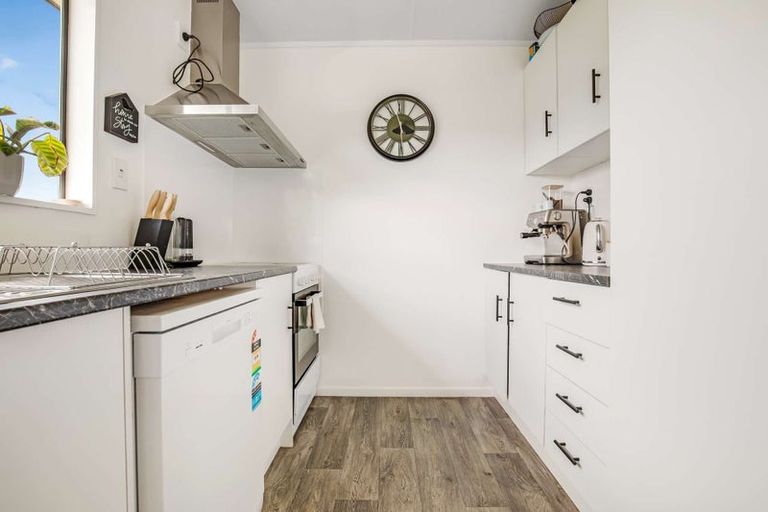 Photo of property in Sunrise Avenue, Owhata, Rotorua, 3010